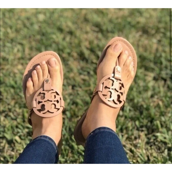 Tory Burch Miller Leather Thong Sandals Tan Beige Flip Flops Women's Size 9 M - Picture 16 of 16